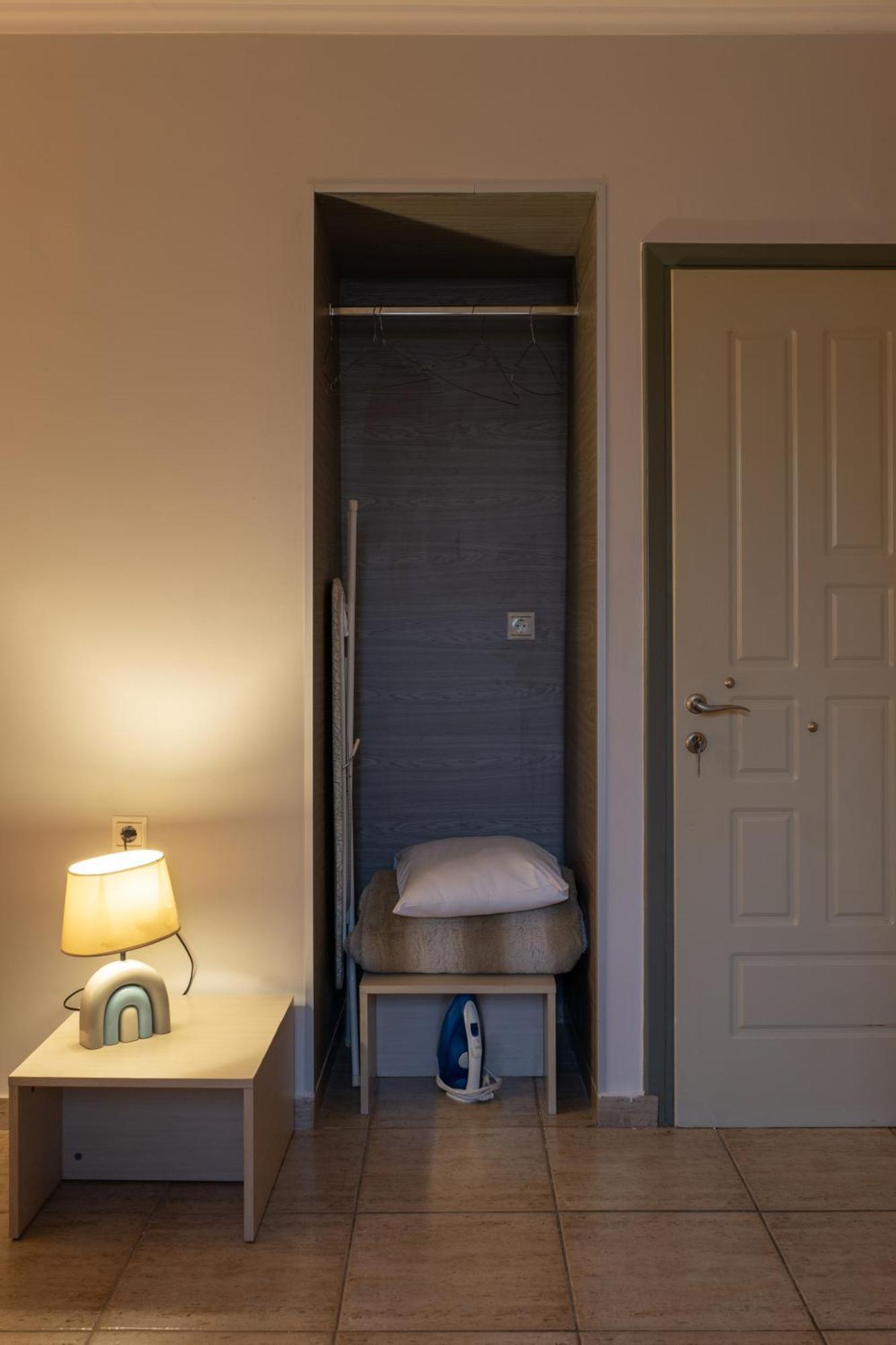 Central Studio - Fully Equiped. Ideal For Couples Patras Zewnętrze zdjęcie